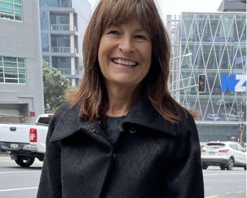 audrey-mccosh-menopause-coach- weight-loss-menocentral NZ